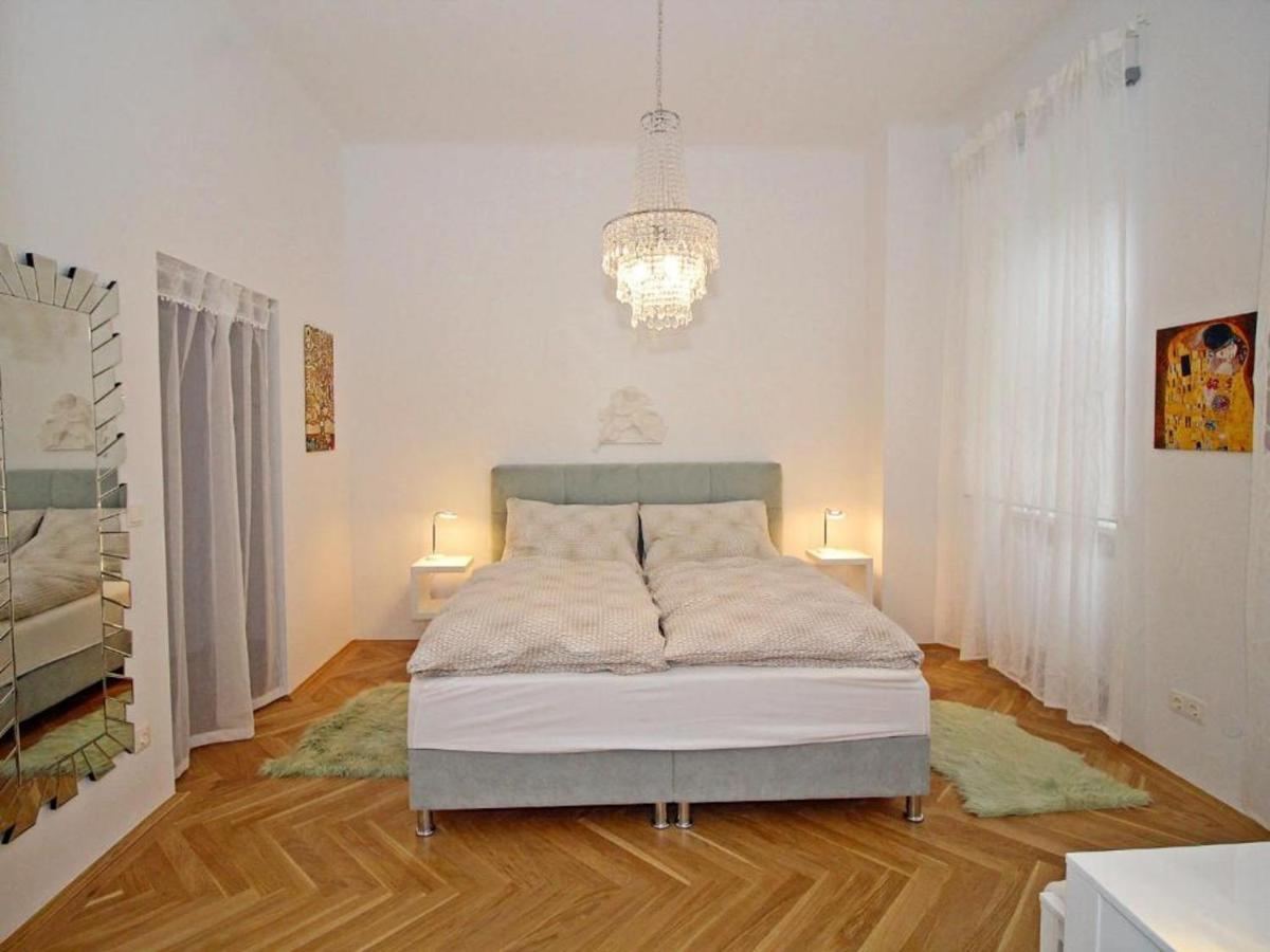 Ferienwohnung Klimt Vienna Exterior photo